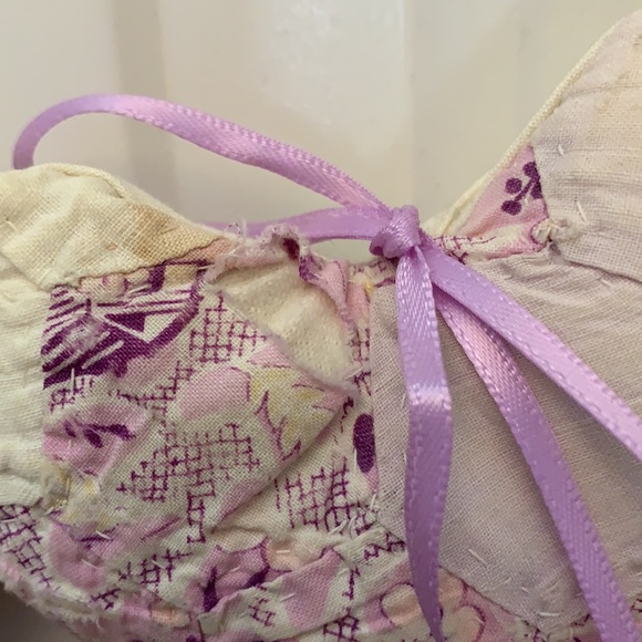 Cute hearts wall hanging made from old quilts 36” - Picture 6 of 8